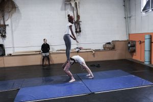 the exploded circus by mimbre cast rehearsals